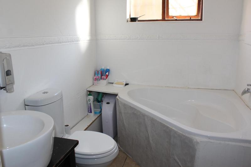 4 Bedroom Property for Sale in Townsend Estate Western Cape